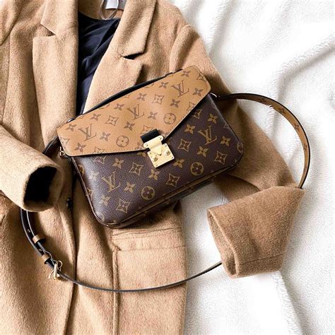 louis vuitton pochette metis price australia